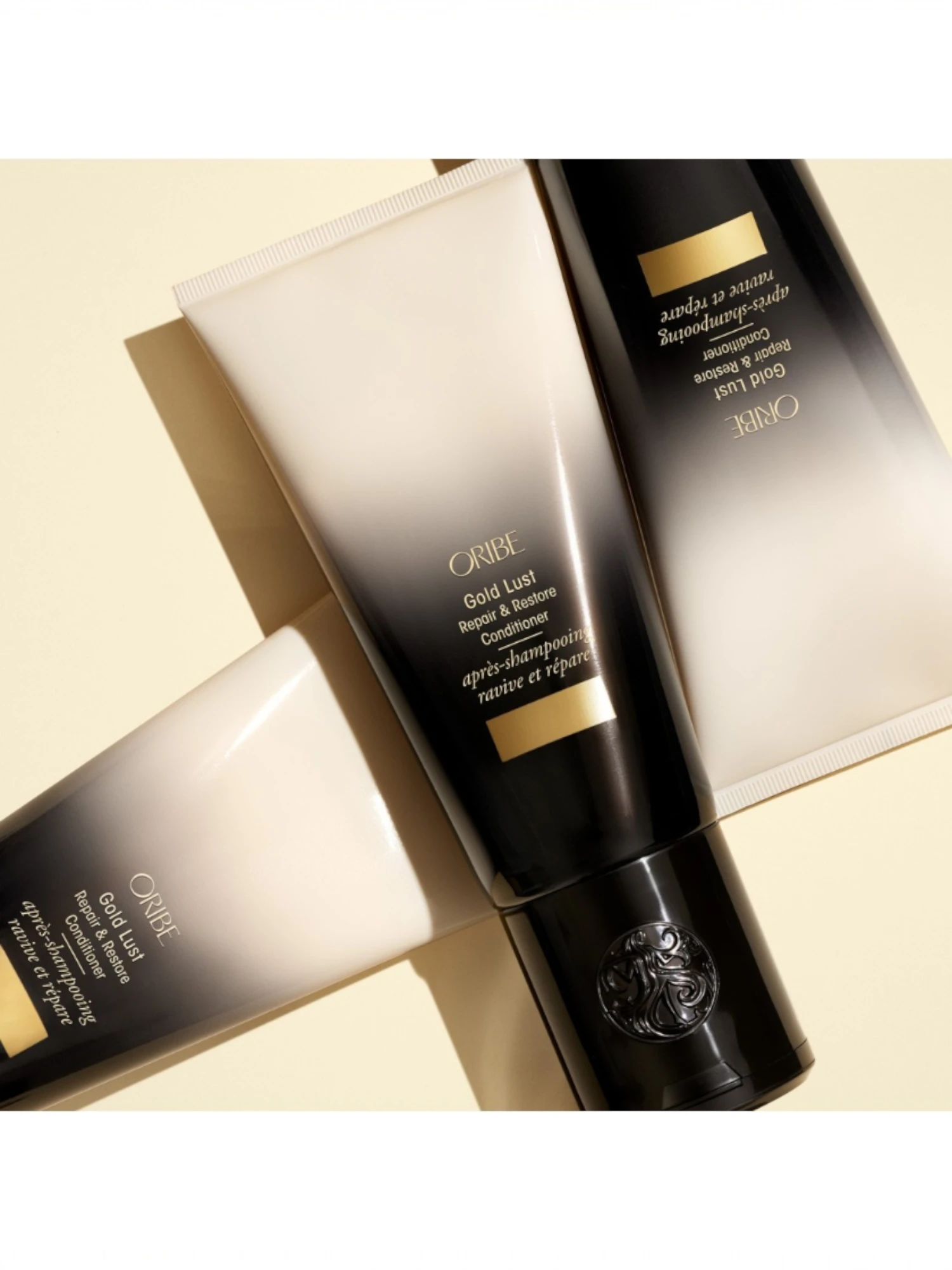 Acondicionador reparador Oribe Gold Lust Repair & Restore en composición de producto