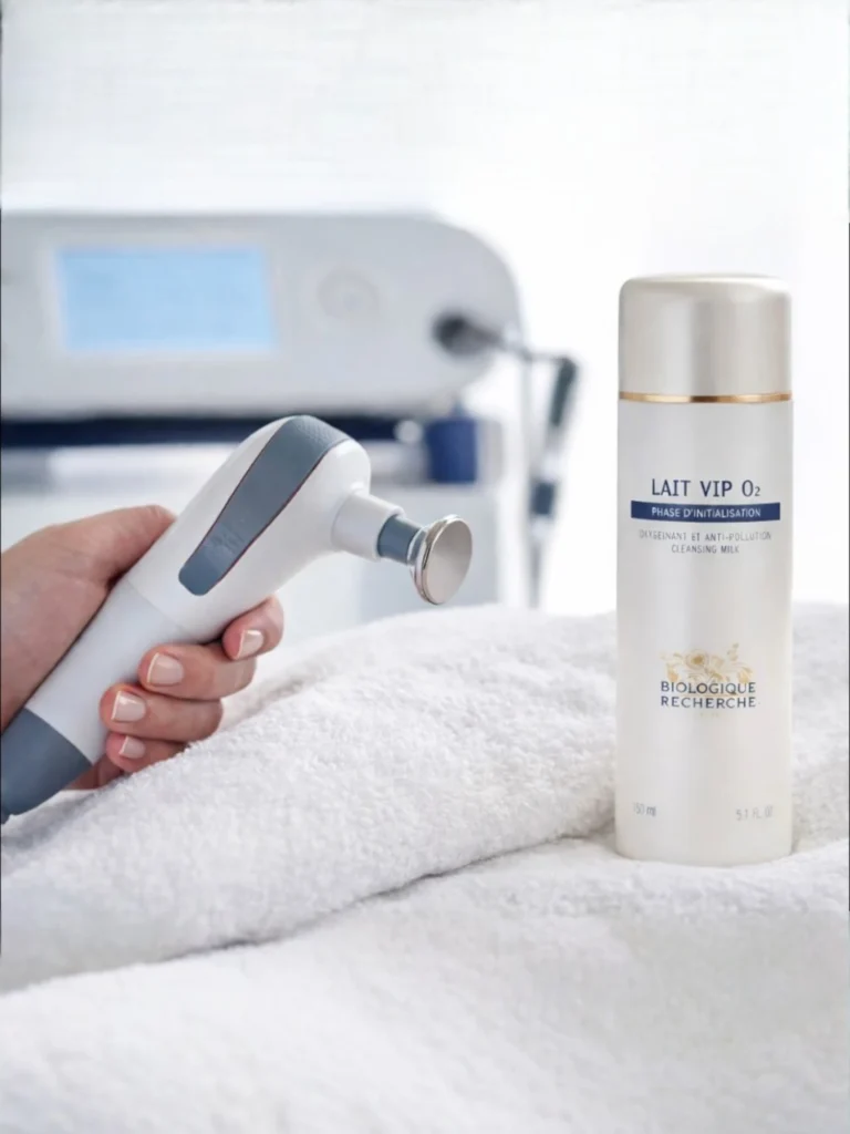 Protocolo facial combinando tecnología INDIBA y Biologique Recherche Lait VIP O2 para mejorar la calidad de la piel