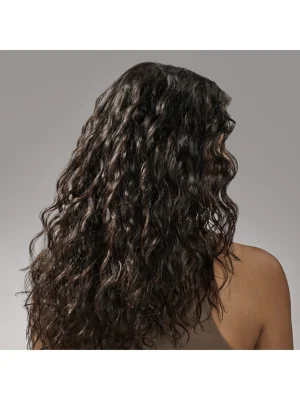 resultado rizos definidos con Oribe Curl Gloss Hydration And Hold brillo y control del frizz